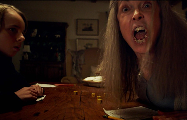 the-visit-2015-movie-nana-yahtzee-cookies-deanna-dunagan-ed-oxenbould-shyamalan