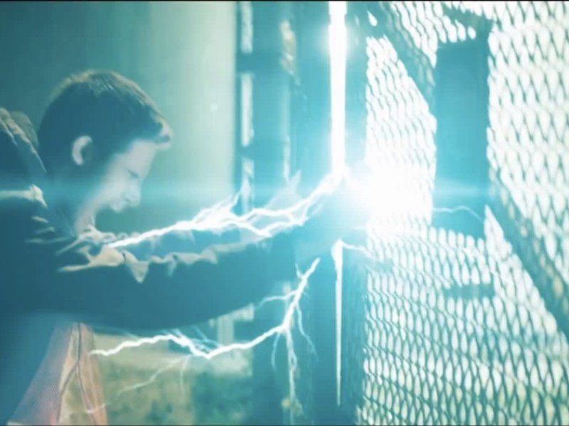 Code 8 (2019) – Review