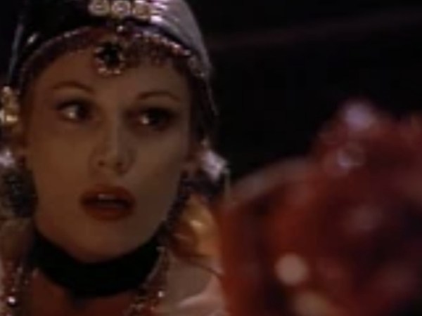Tales From The Crypt – Season 4, Episode 4: Seance (1992) – Review